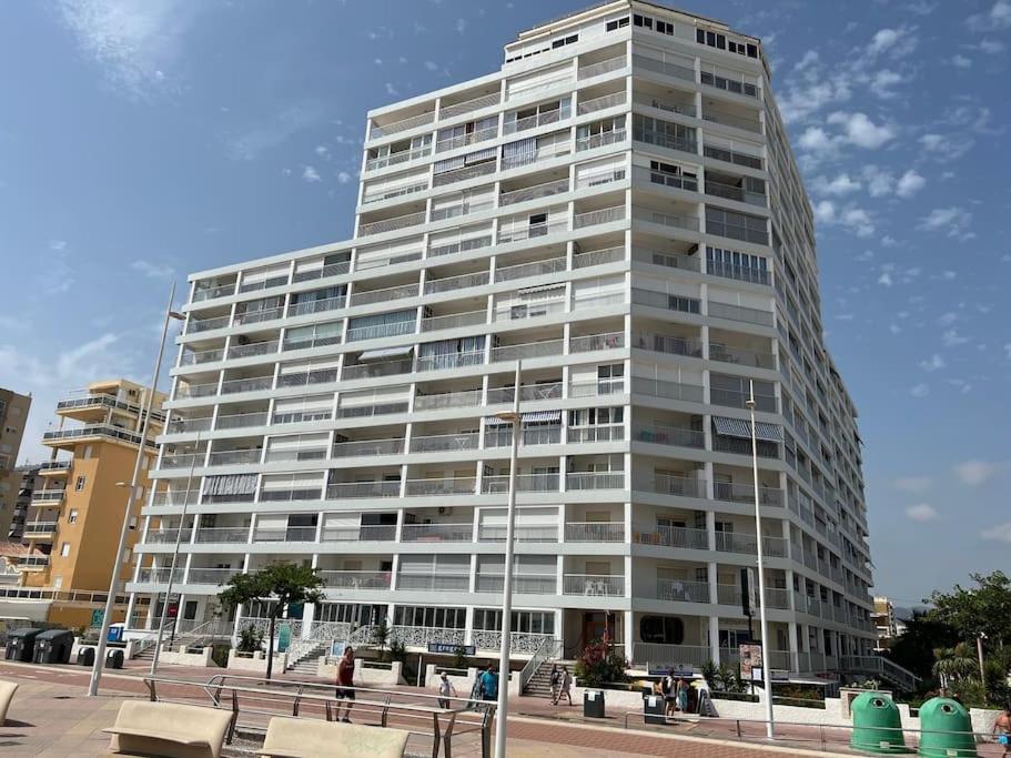 Apartamento 1ª Linea De Playa - Con Piscina Y Parking Playa de Gandia Екстериор снимка