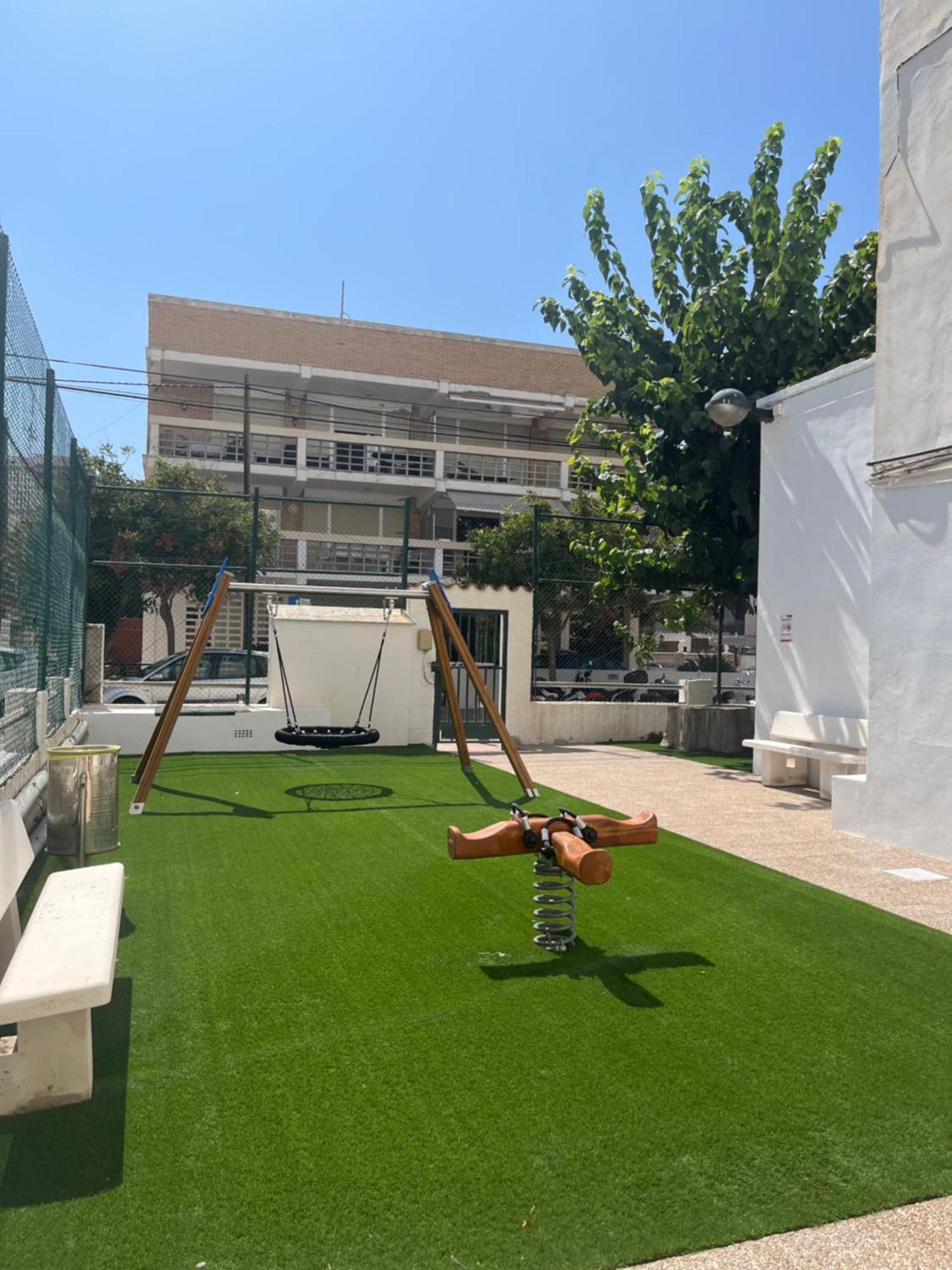 Apartamento 1ª Linea De Playa - Con Piscina Y Parking Playa de Gandia Екстериор снимка