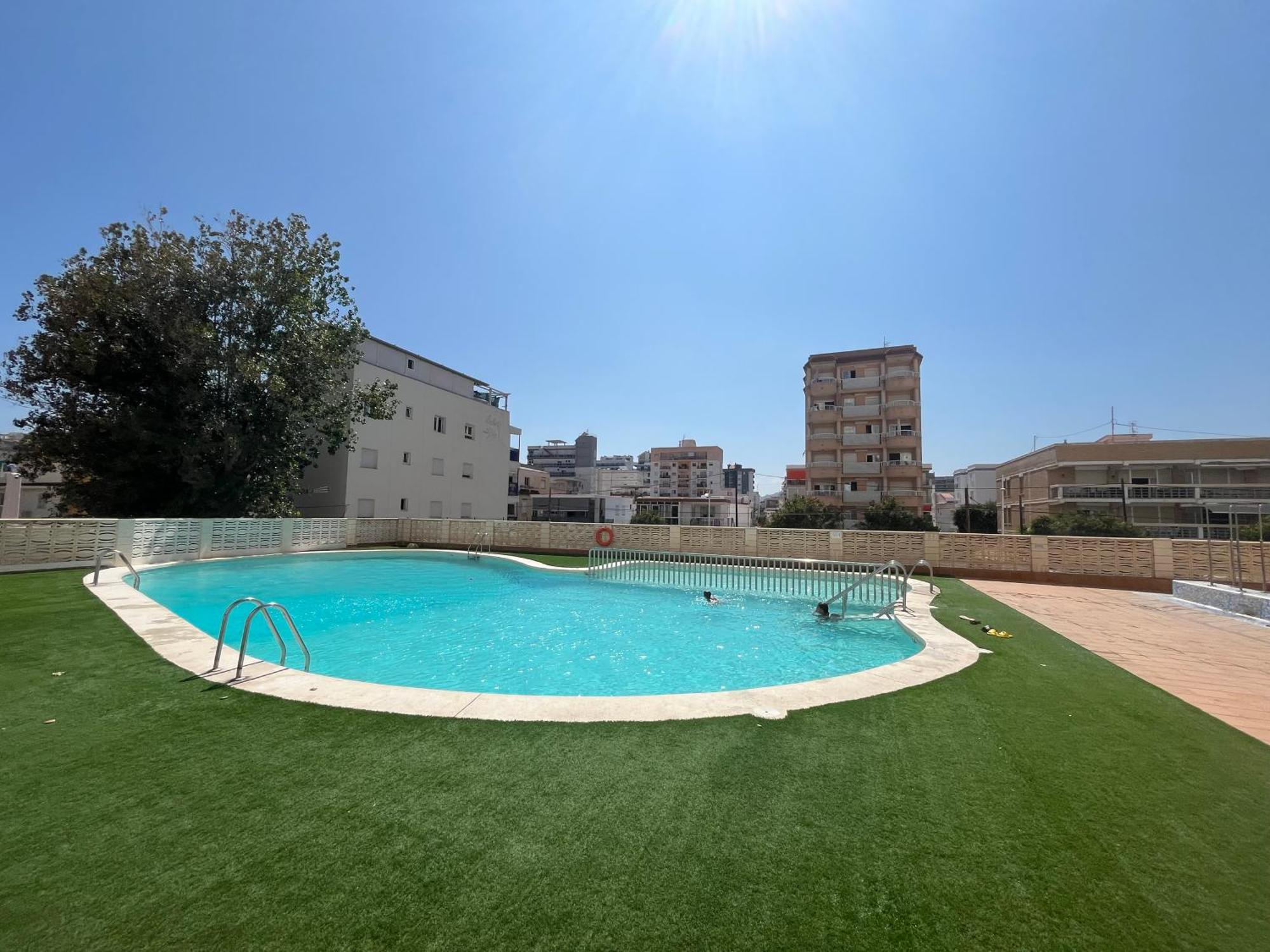 Apartamento 1ª Linea De Playa - Con Piscina Y Parking Playa de Gandia Екстериор снимка